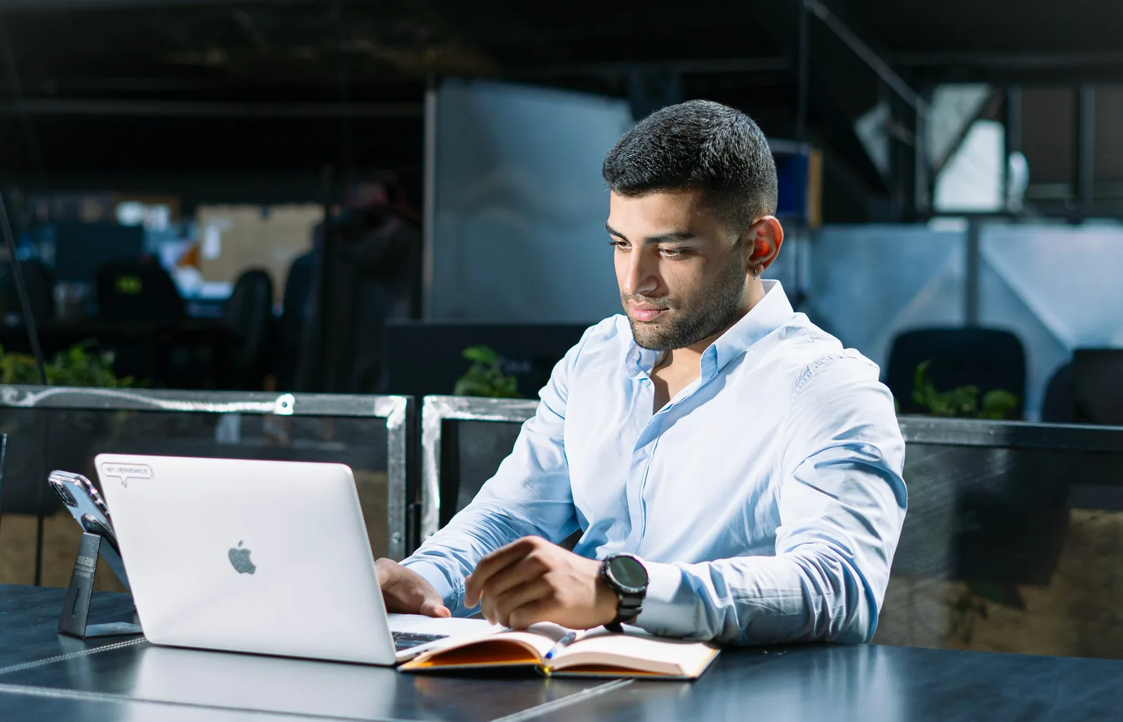 person working - Conversion Rate Optimization for Luxury Ecommerce