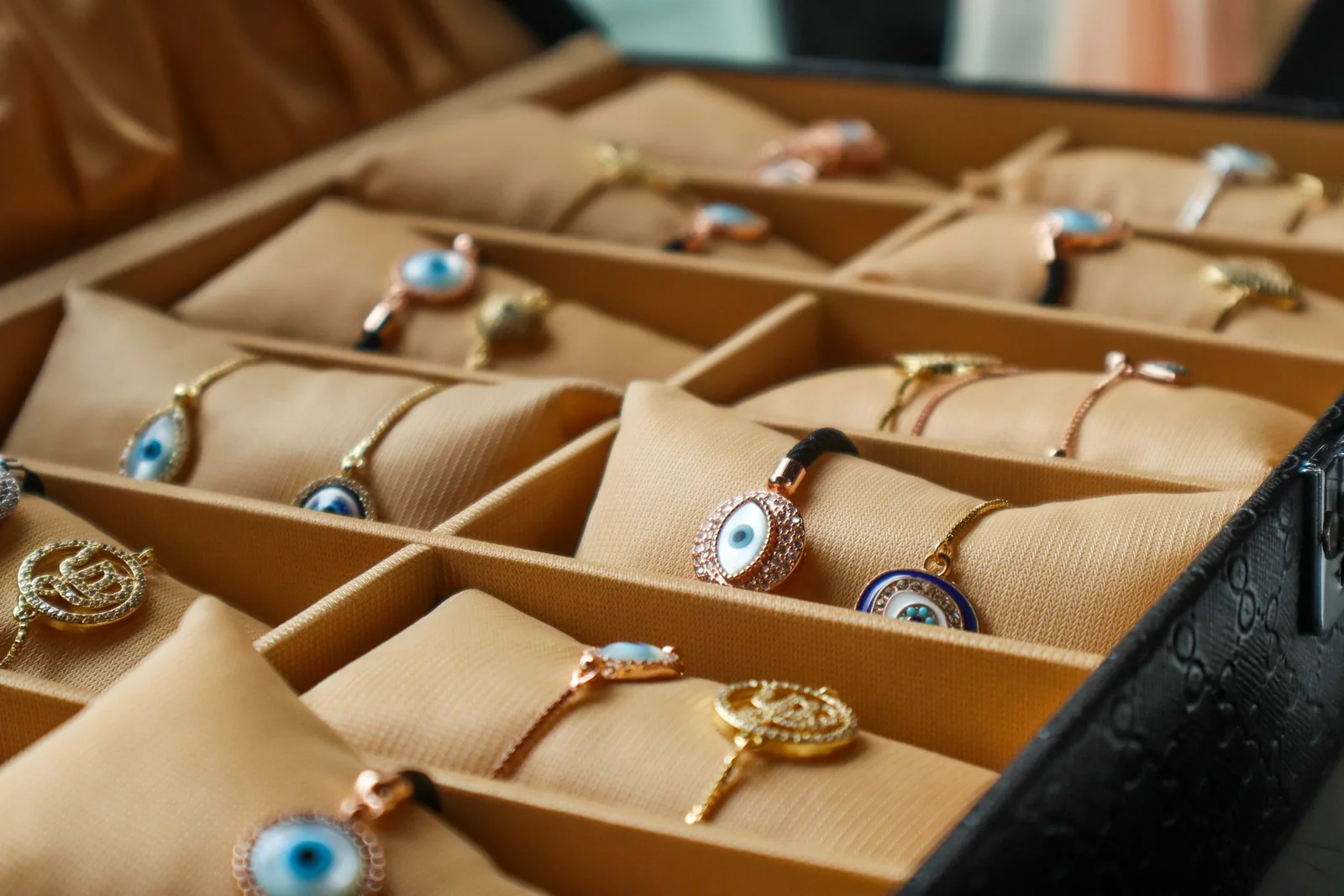 a simplistic box - Light Box Photography for Jewelry
